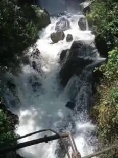 探索山中小屋